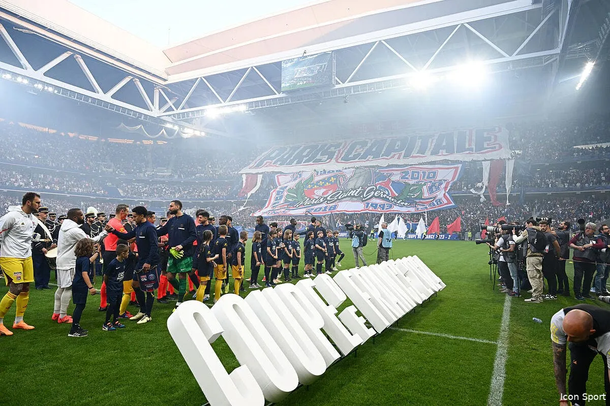 ol psg ceinturons et fans cagoules la fff previent les hooligans iconsport 227934 0061 376384