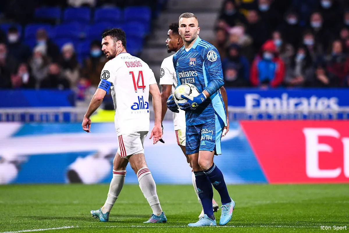 ol sidney govou est vraiment desole par lyon icon pl5 5853 338801