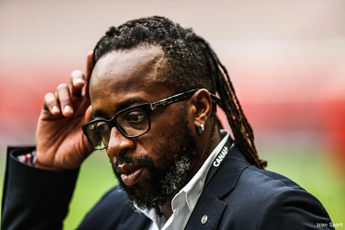 ol sidney govou s associe a saint etienne et l assume icon fid 3216 350429