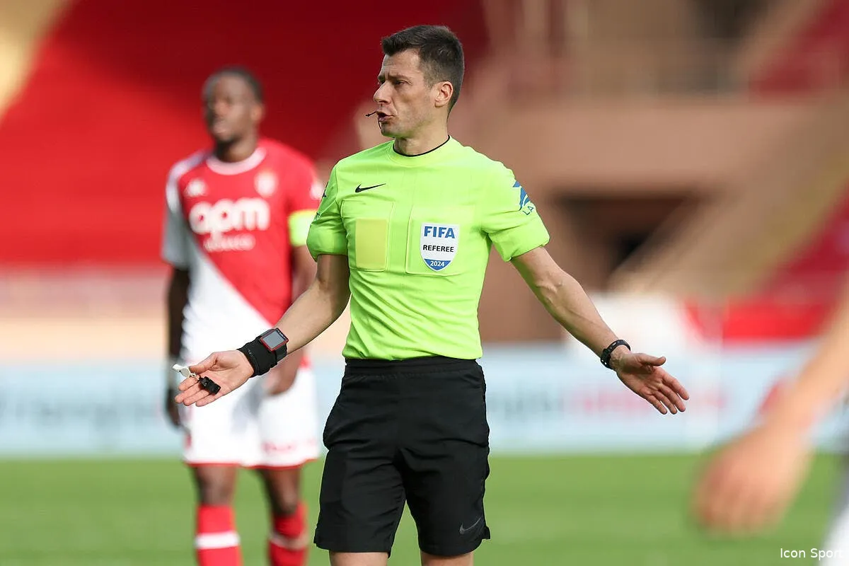 ol strasbourg sera arbitre par un porte bonheur lyonnais icon jof 3807 372397