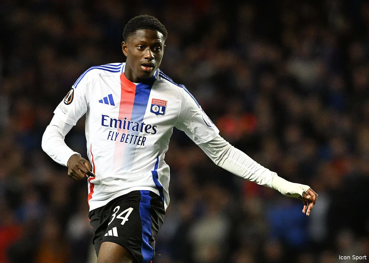 ol textor est en guerre ce jeune milieu le paie iconsport 240927 0321 386608