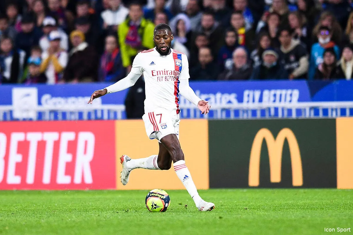 ol toko ekambi fait l unanimite poteau ekambi aux oubliettes icon pl5 2032 327567