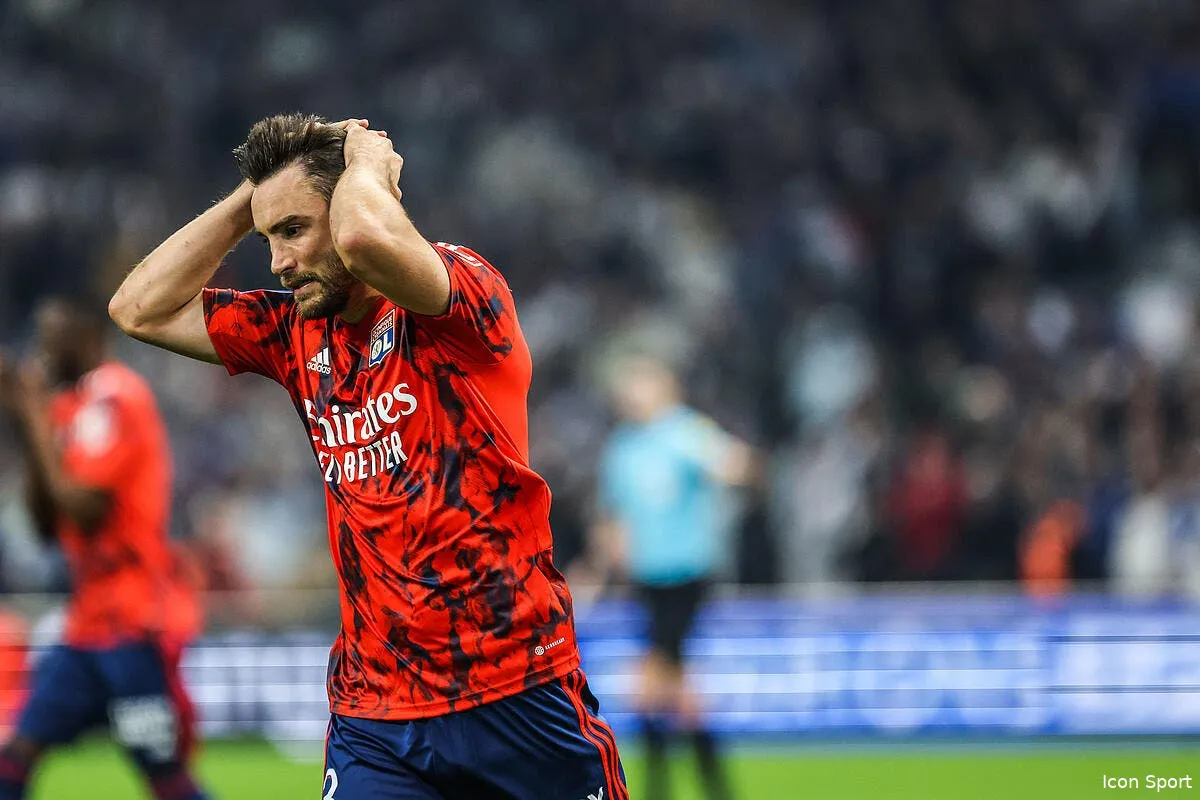 ol trois joueurs sauvent l honneur le reste c est poubelle icon fid 0458 353337