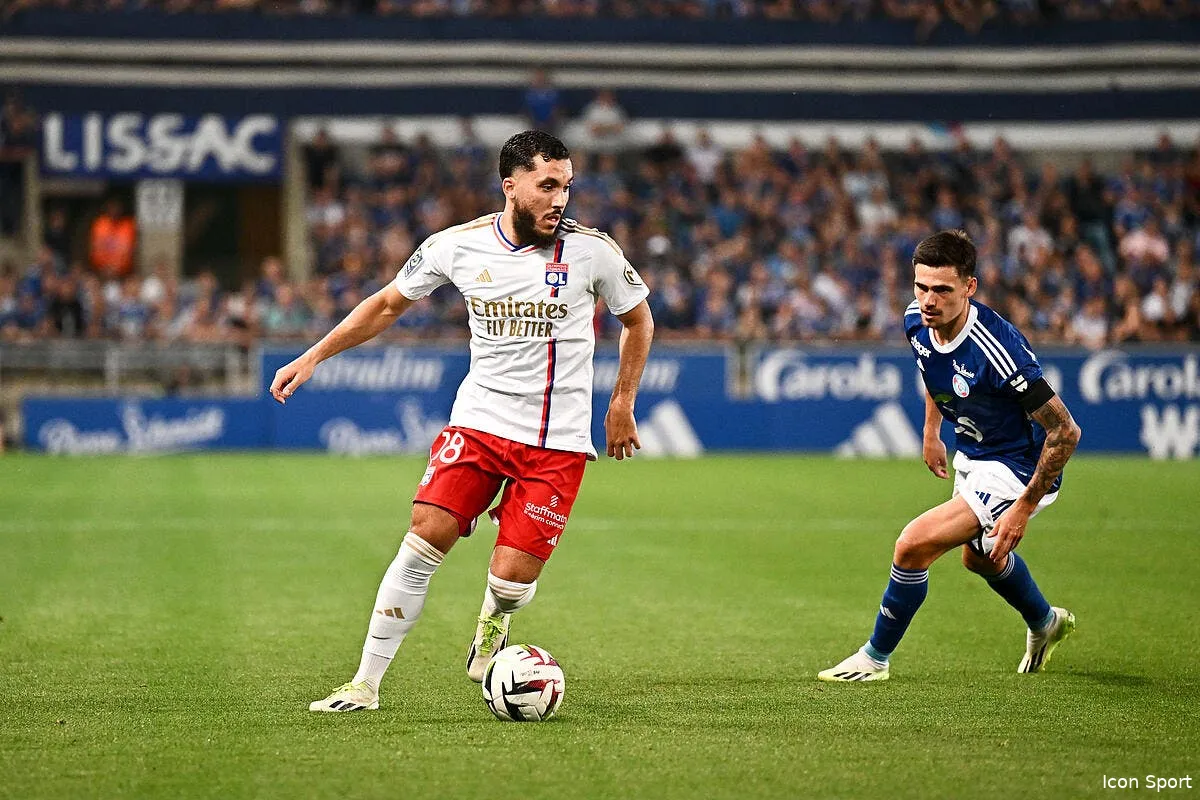 ol un joueur lyonnais pete les plombs a strasbourg icon ab9 5204 364094