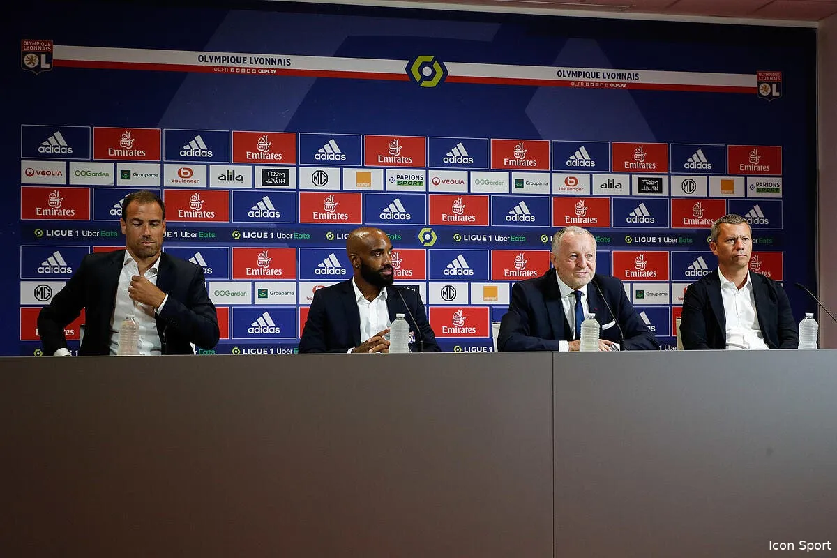 ol une legende s ecroule au mercato icon 25i1420 346045