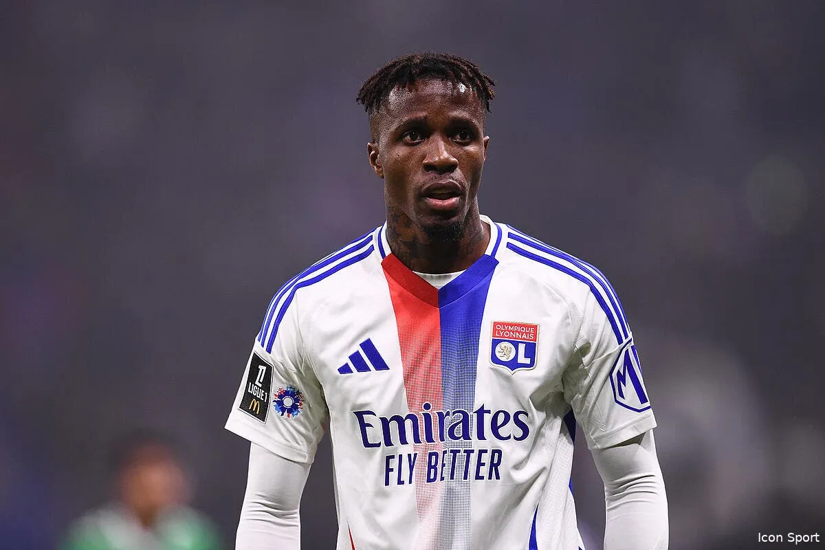 ol wilfried zaha exaspere le vestiaire lyonnais iconsport 244218 0366 383831