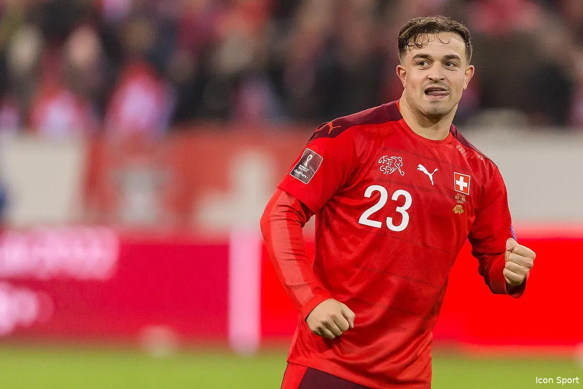 ol xherdan shaqiri vers la sortie le brutal dementi icon 004502 0068 331403