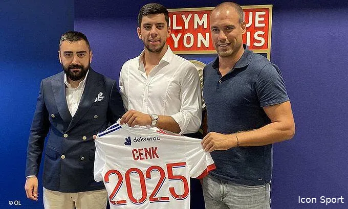 ol zero match a lyon il vise deja la premier league ozkacar 304395