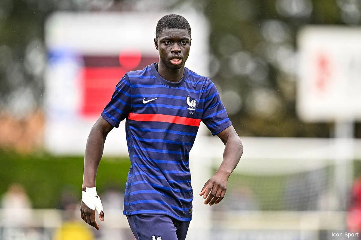 om bagarre et cartons rouges le match de la reserve degenere iconsport 172999 0041 1 383441