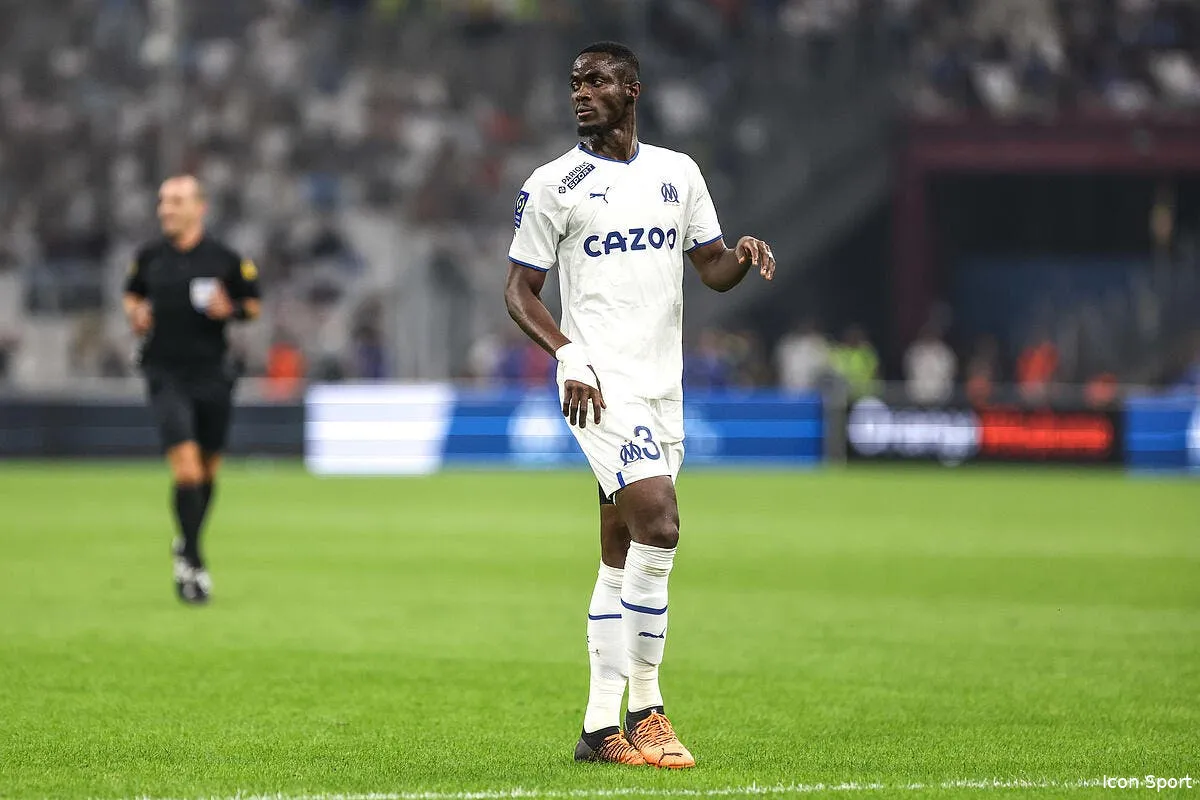 om bailly mis son pression longoria hausse le ton icon fid 2623 356892