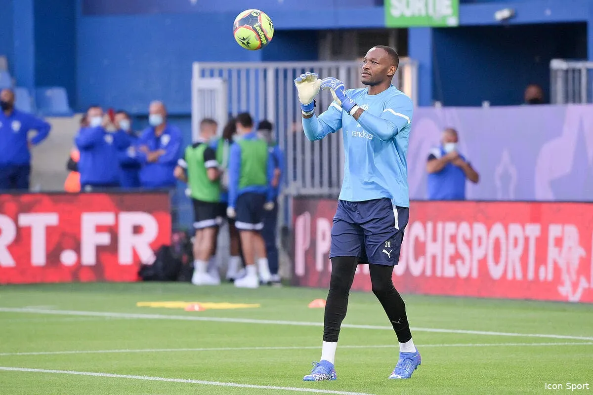 om c est fini pour mandanda pau lopez reclame icon adim 080821 34 418 321561