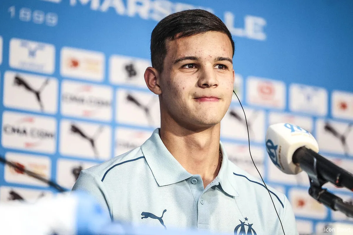 om carboni opere sur les conseils de messi iconsport 237012 0079 382590