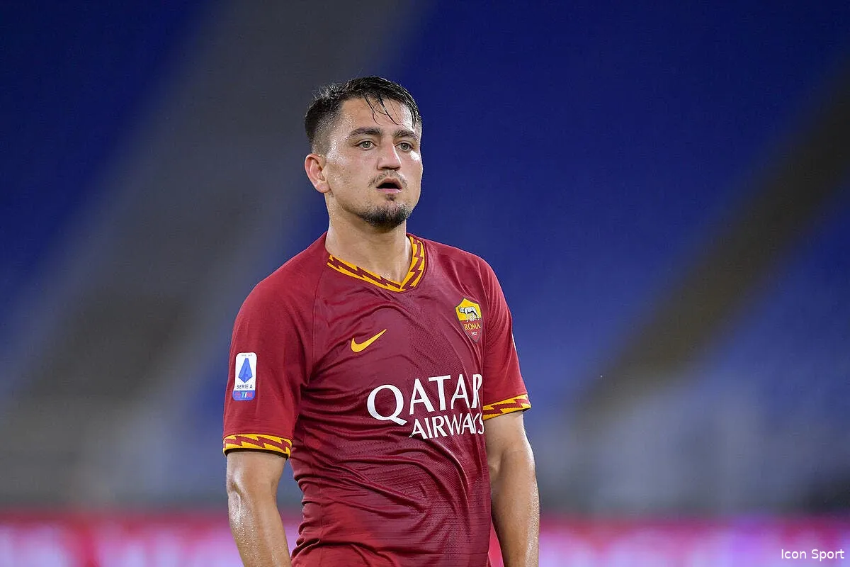 om coup de theatre a 10 me pour cengiz under icon lp 11458944 318009