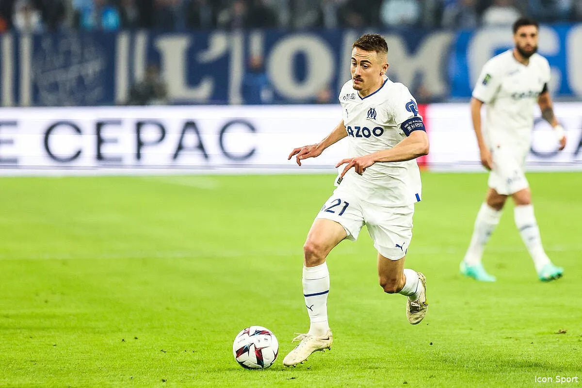 om il voulait se faire rongier la police le prend sur le fait icon fid 0024 359439