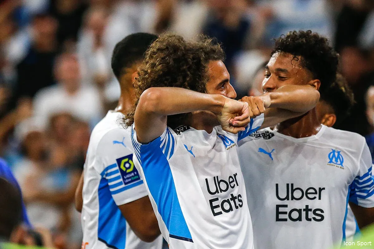 om kamara chipe a la france coup de panique icon d1r4250 323043