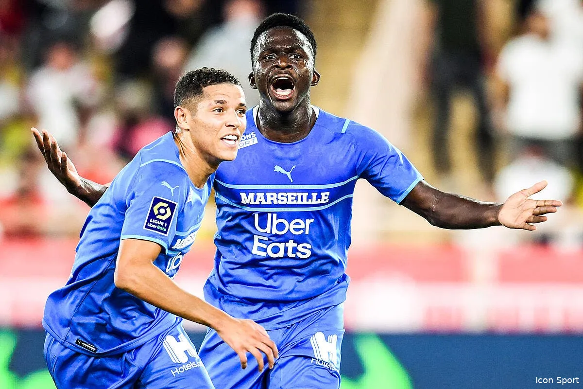 om kevin diaz epoustoufle par le phenomene dieng icon pl5 2090 323515