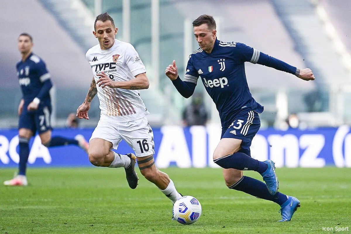 om la juve zappe l ol et offre bernardeschi a marseille icon lp 12646761 310273