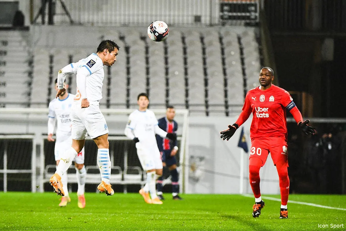 om le groupe face a lens mandanda de retour icon dib 9931 304593