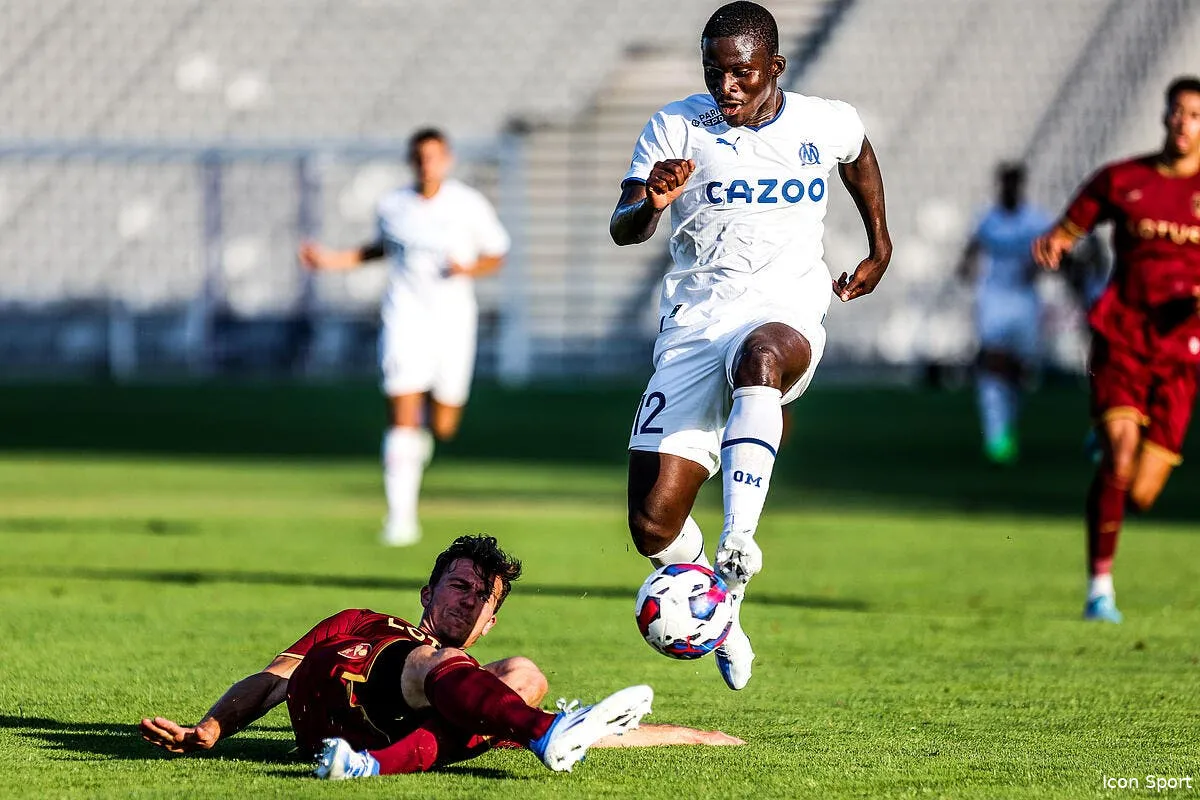 om le premier league passe a l attaque pour dieng icon fid 6372 347815