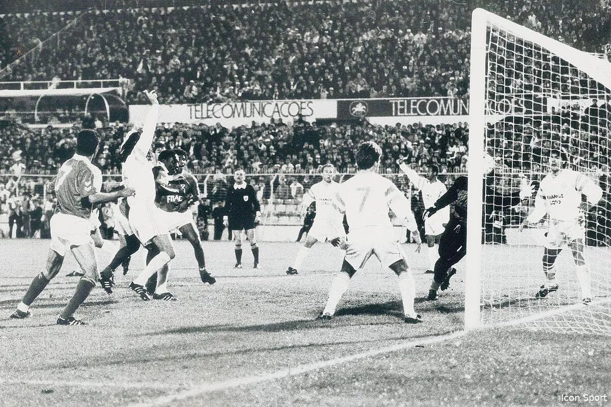 om le scandale de 90 vata persiste il n a pas marque de la main iconsport 005521 0001 373695