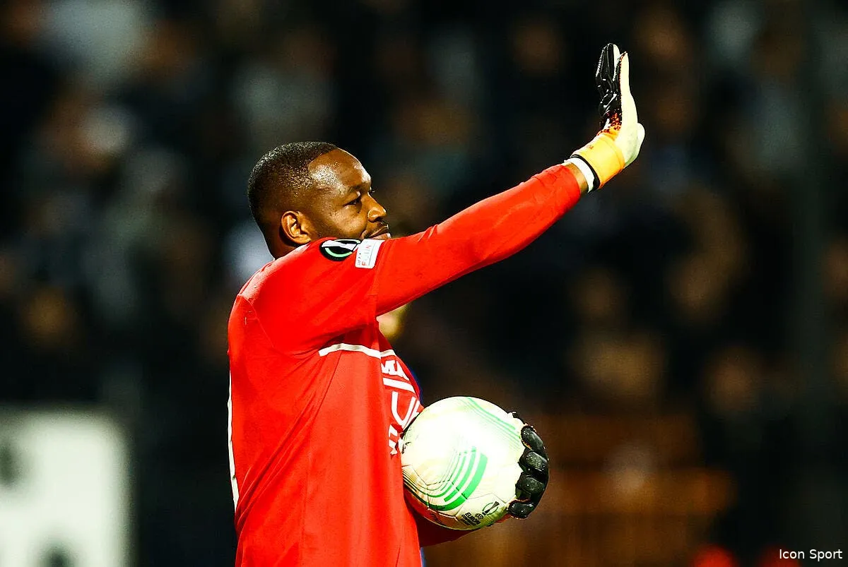 om mandanda sera titulaire contre le psg icon 5568425 339191