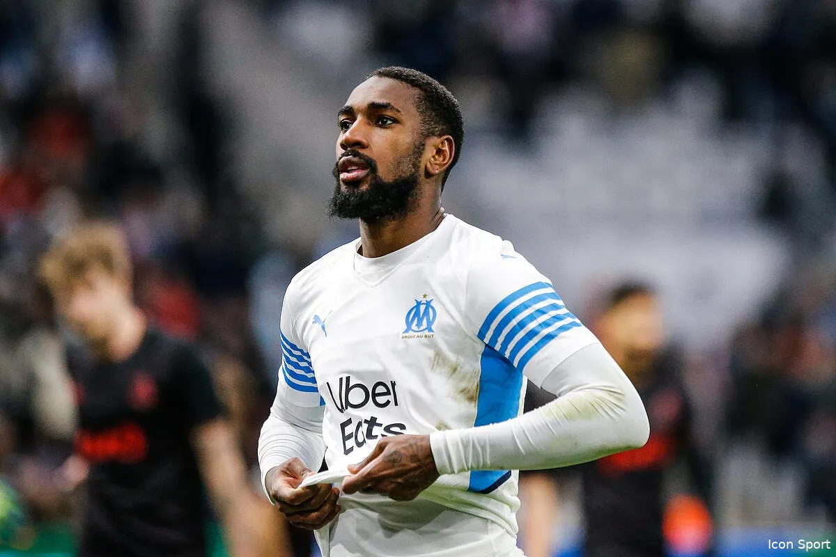 om marseille recoit un enorme message de gerson icon d1r9179 342189