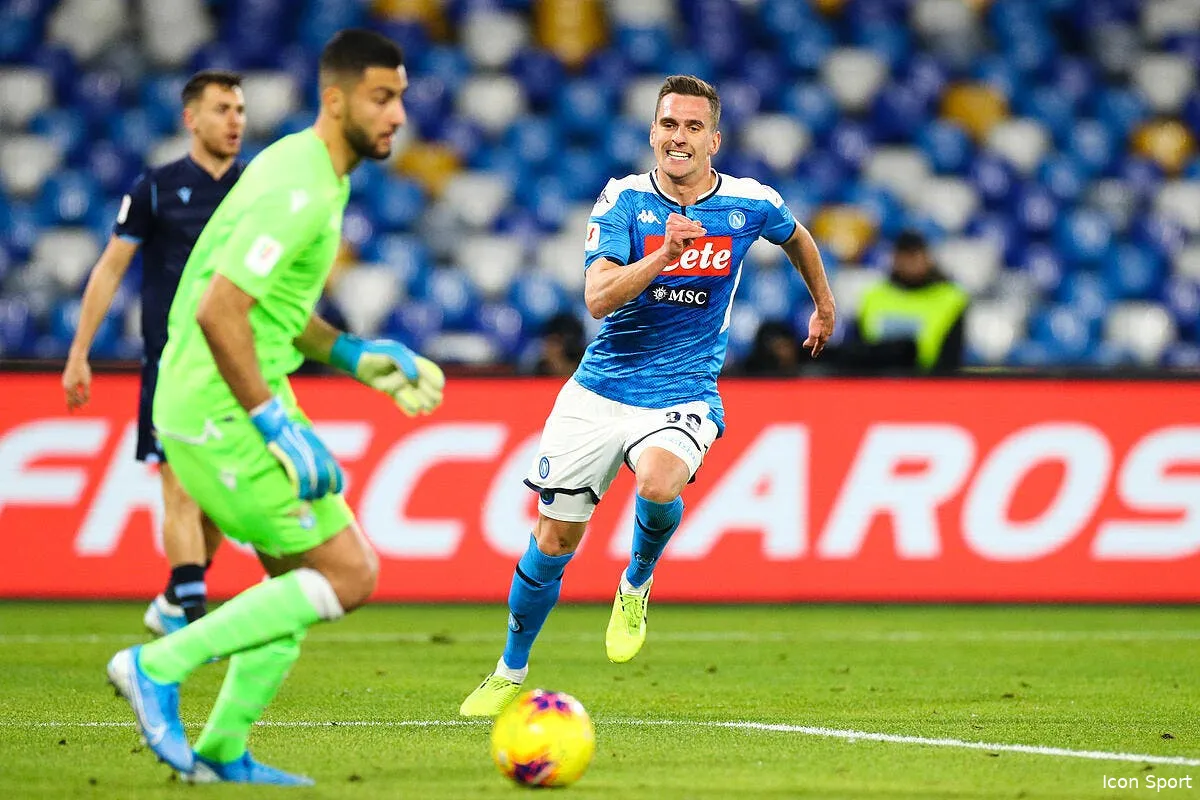 om milik a marseille c est bouillant avec naples icon sipausa 28794656 304113