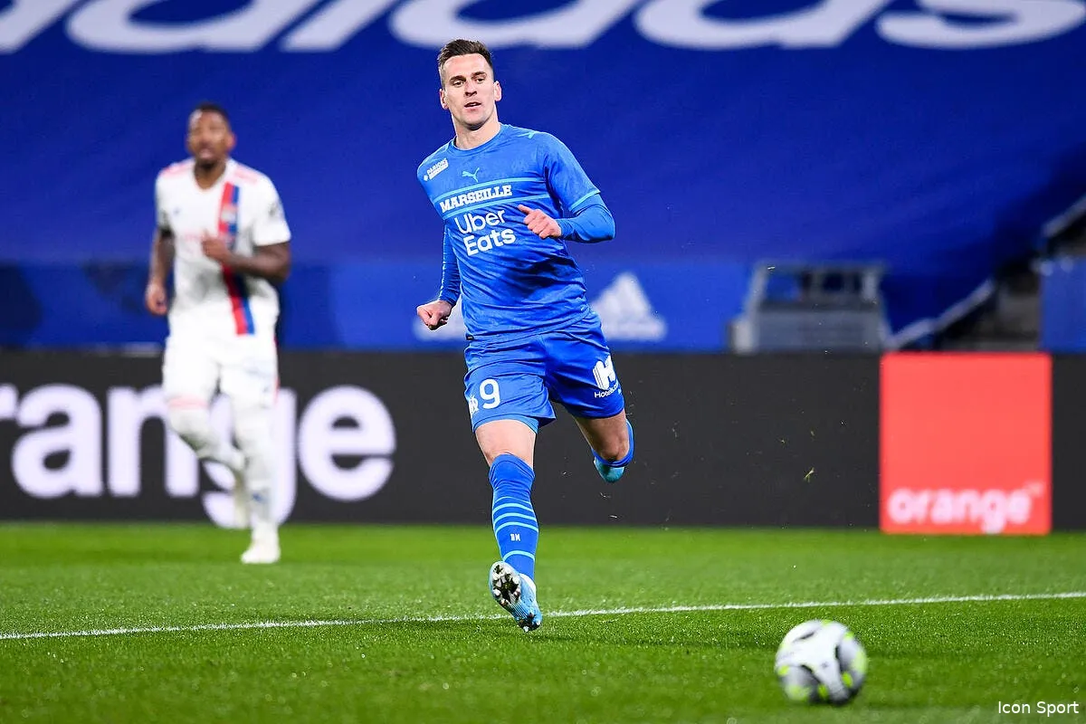 om milik un triple et les vestes se retournent icon pl5 7601 1 334371