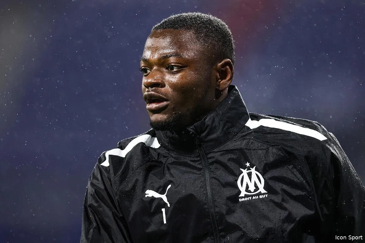 om ngapandouetnbu reste son agent tue le suspense icon spi 191 jm lyon marseille 364760