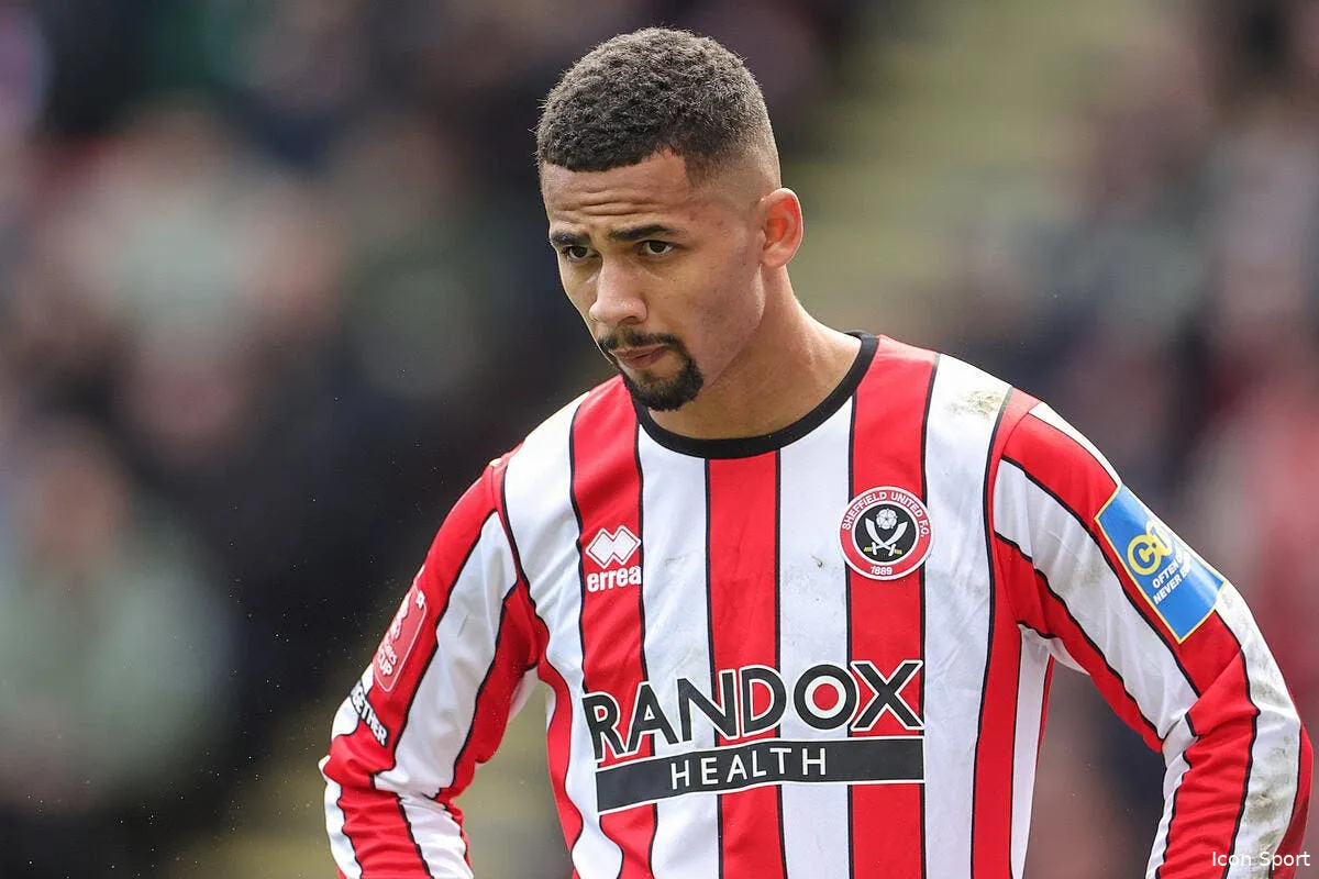 om ou pas cet attaquant change brutalement d avis icon sipausa 45230776 362638