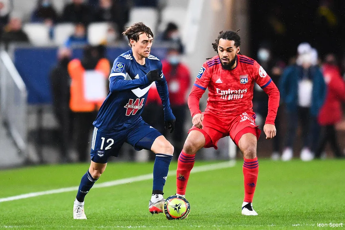 om pablo longoria reve d un defenseur lyonnais icon pl5 8933 335881