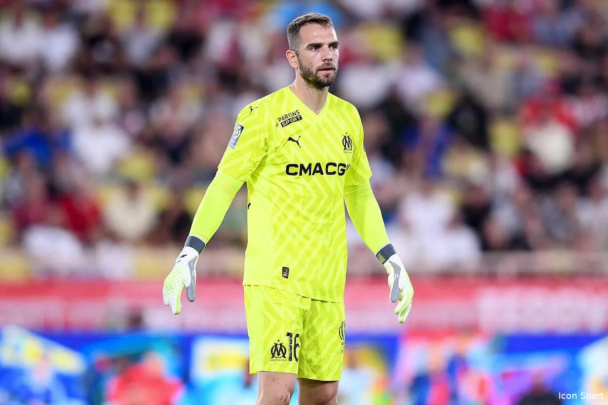 om pau lopez envoye sur le banc marseille en reve icon pl5 3643 366212