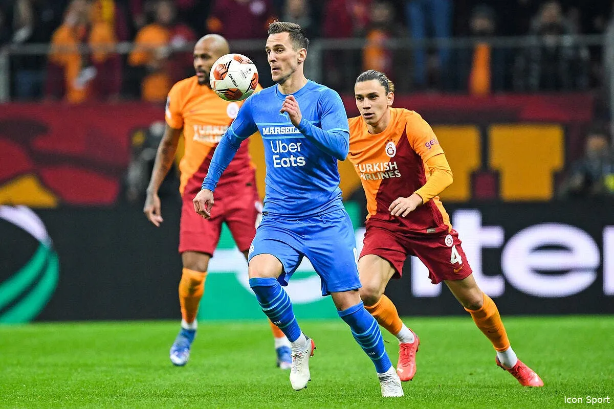 om pierre menes defonce trois marseillais icon 007408 0222 328879