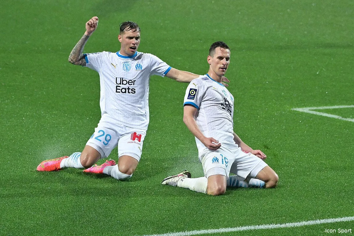 om pol lirola choque la fiorentina icon adim 100421 34 10 320099