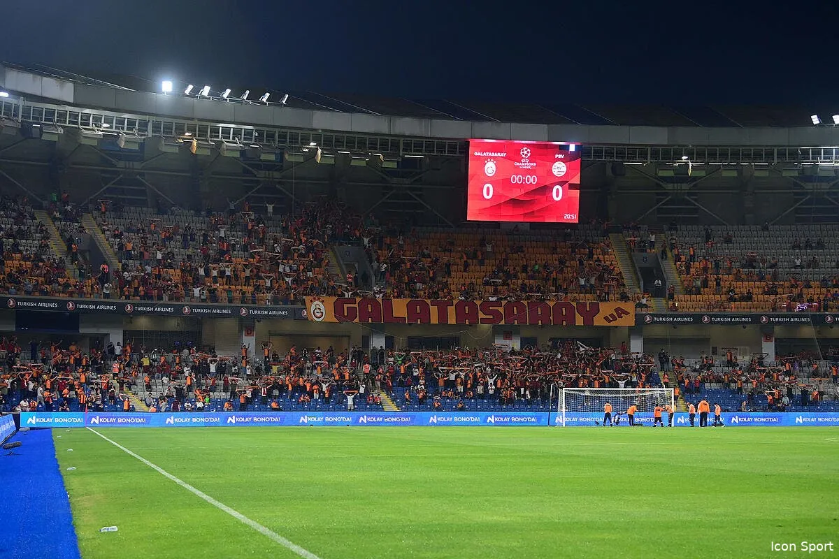 om romain canuti chambre en turquie erreur fatale icon seskim hc galatasaray v psv 280721 3 328809