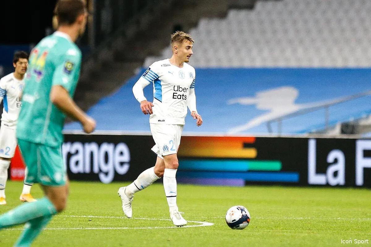 om rongier pousse dehors au mercato icon d1r3287 317119