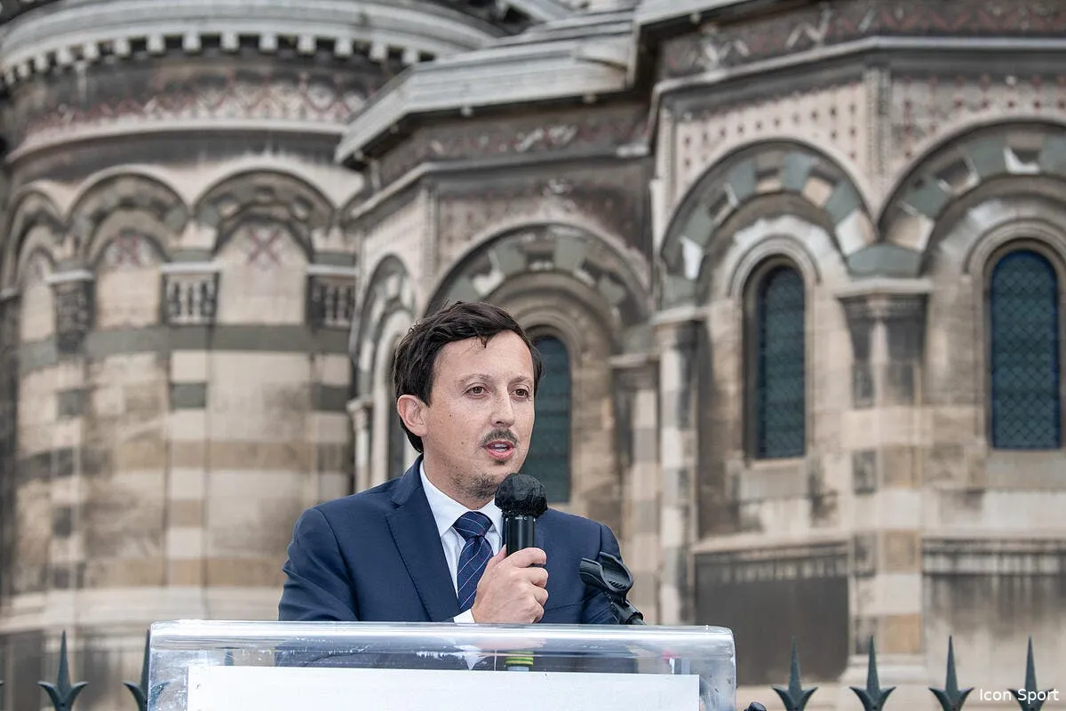 om sa famille menacee pablo longoria dit tout icon sipausa 48458329 365728