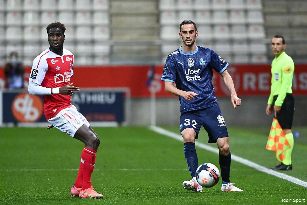 om saliba et luan peres font une premiere victime icon dib 230421 11 58 318323