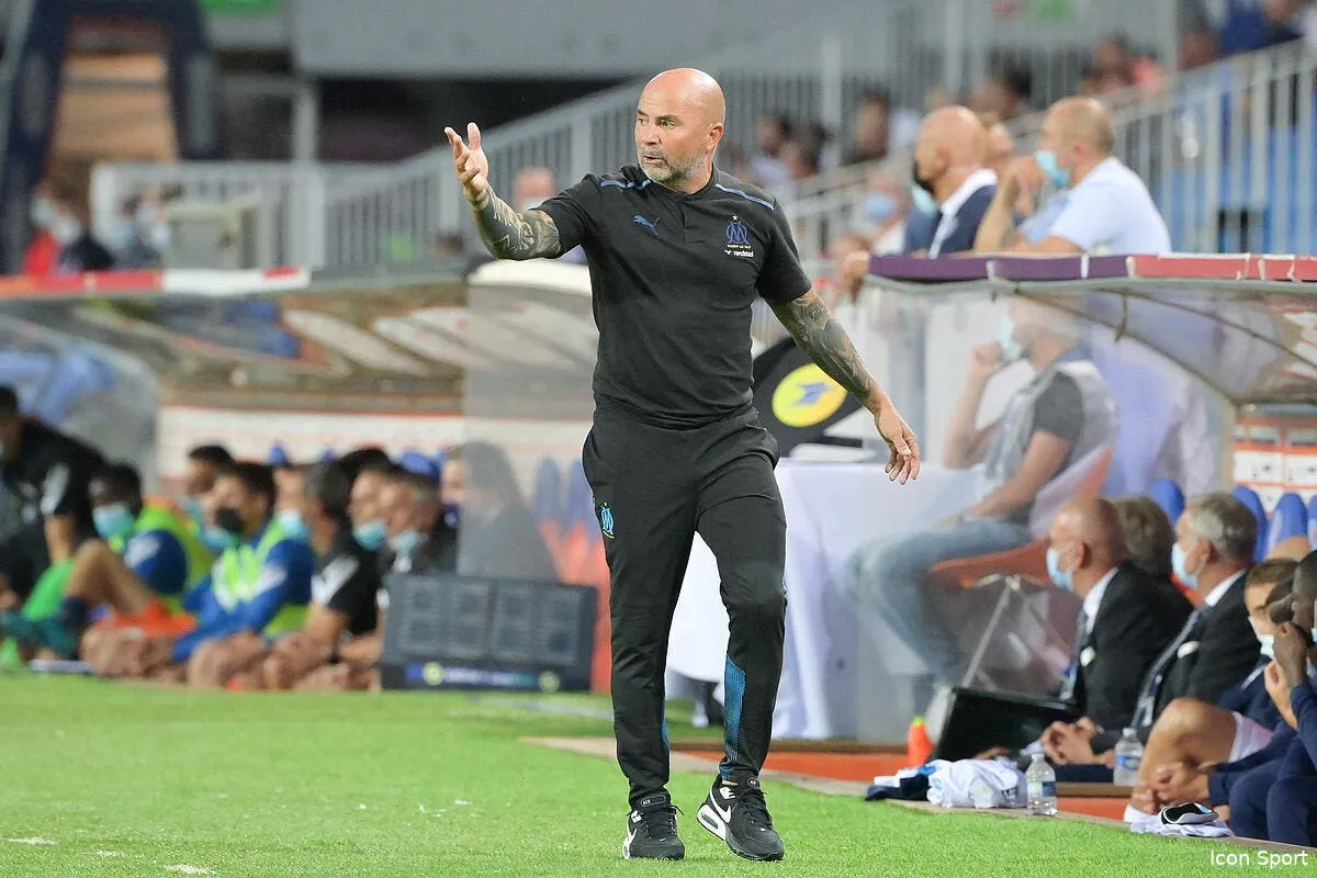 om sampaoli met longoria ko en plein mercato icon adim 080821 34 367 321835