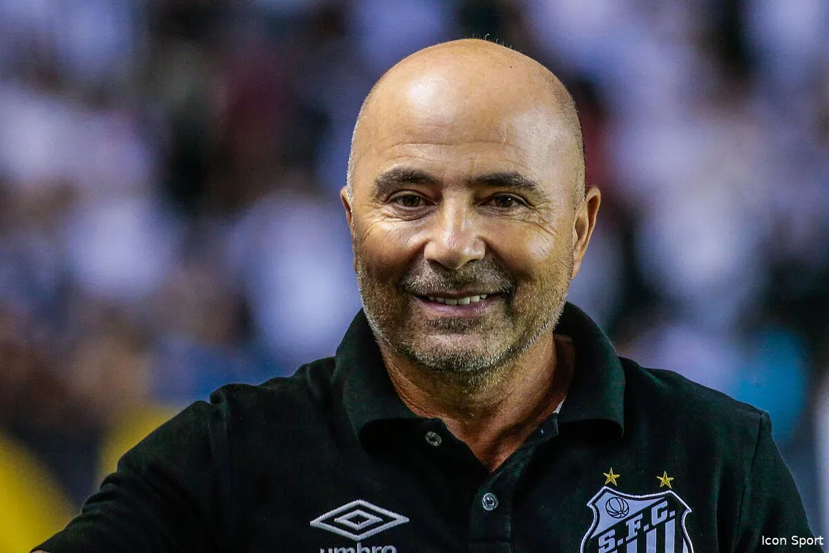 om sampaoli sur le banc contre l ol ca chauffe icon est 120619 08 23 307359