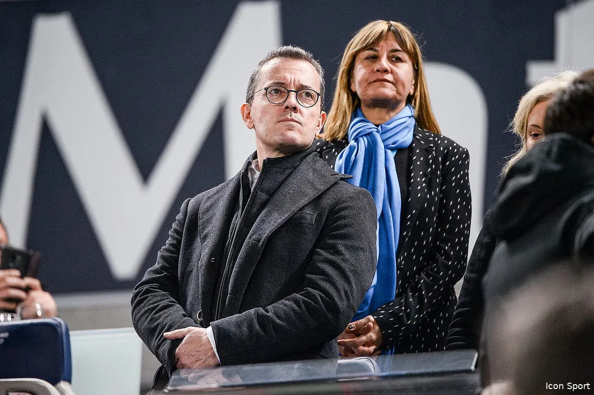 om sauzee sait encore tacler eyraud sur la civiere icon bap 020220 93 086 315111