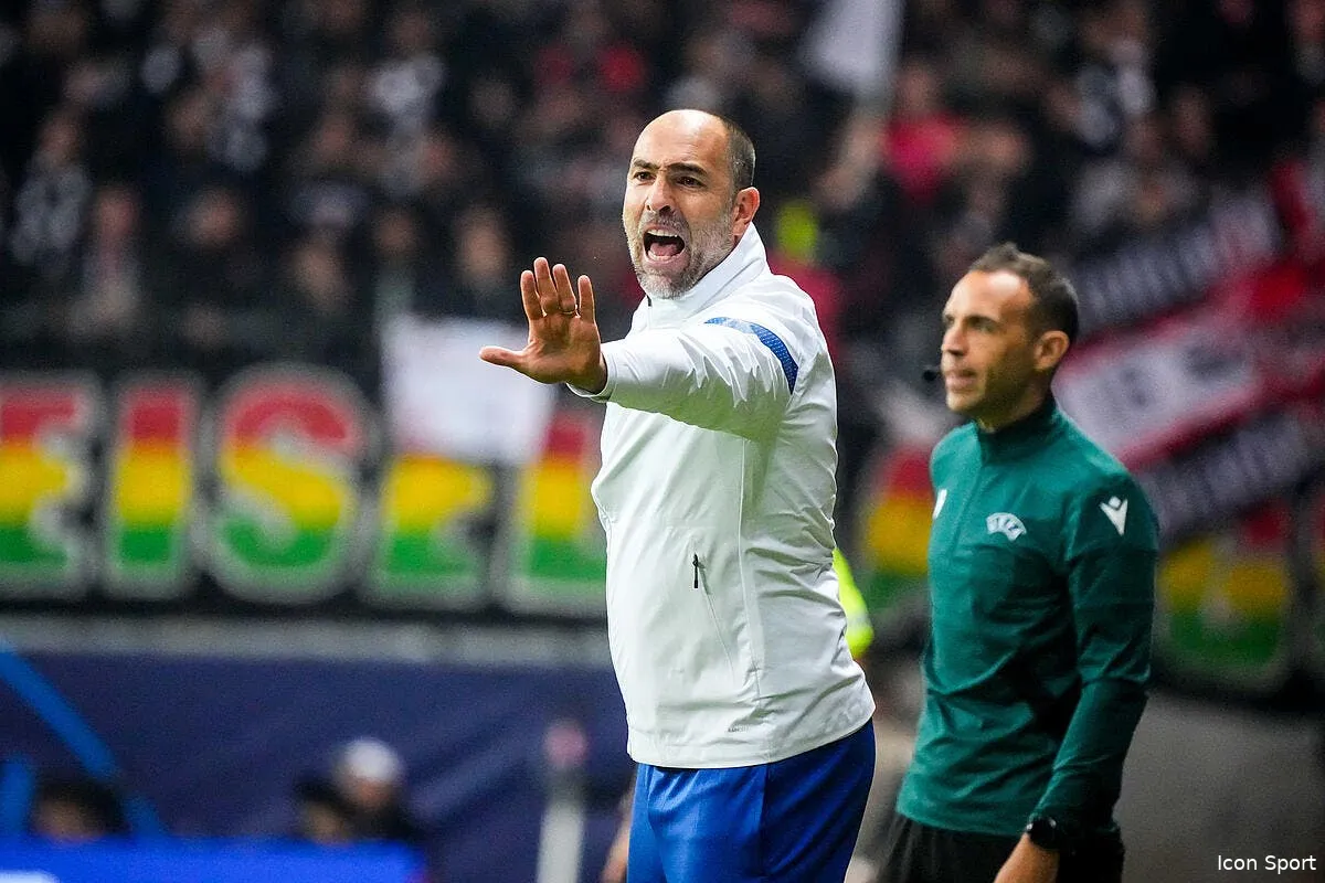 om tudor borne le vestiaire au bord du craquage icon 26102022 dsc3987 352875