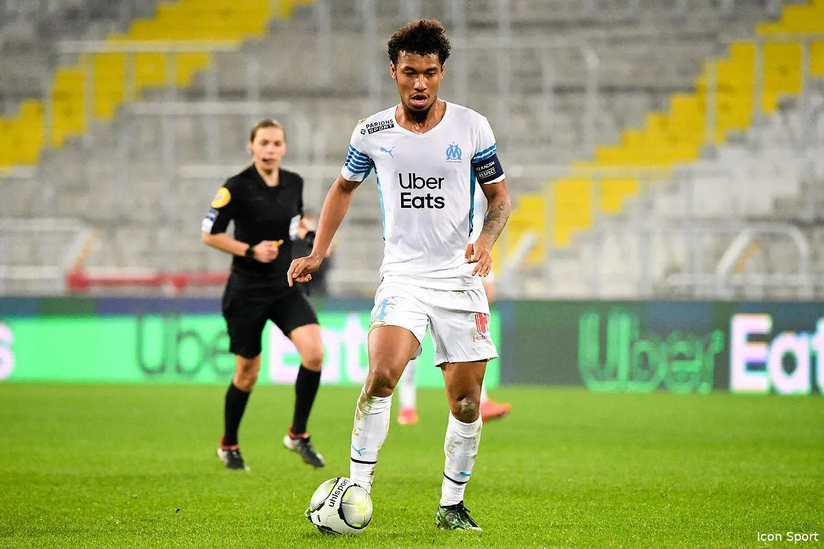 om un club plein aux as s attaque a kamara icon 023829 0671 333387