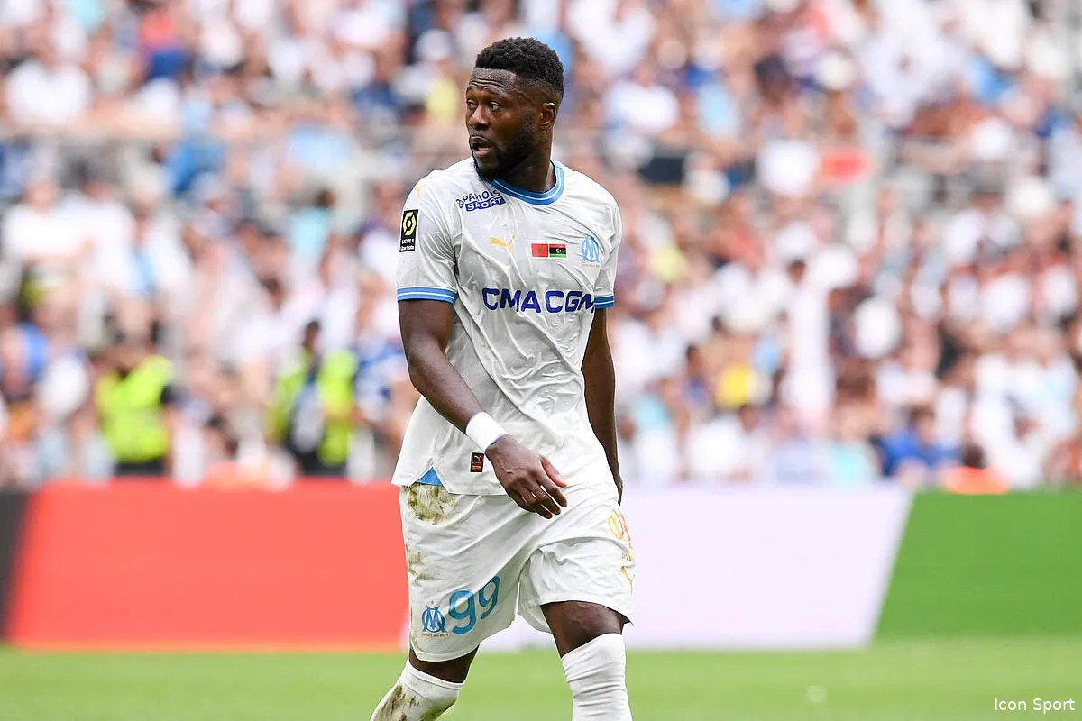 om un invite surprise bouleverse le dossier mbemba iconsport 179231 0215 385954