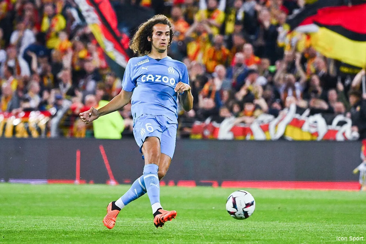 om un invite surprise s incruste dans le dossier guendouzi icon dib 060523 11 16 360407