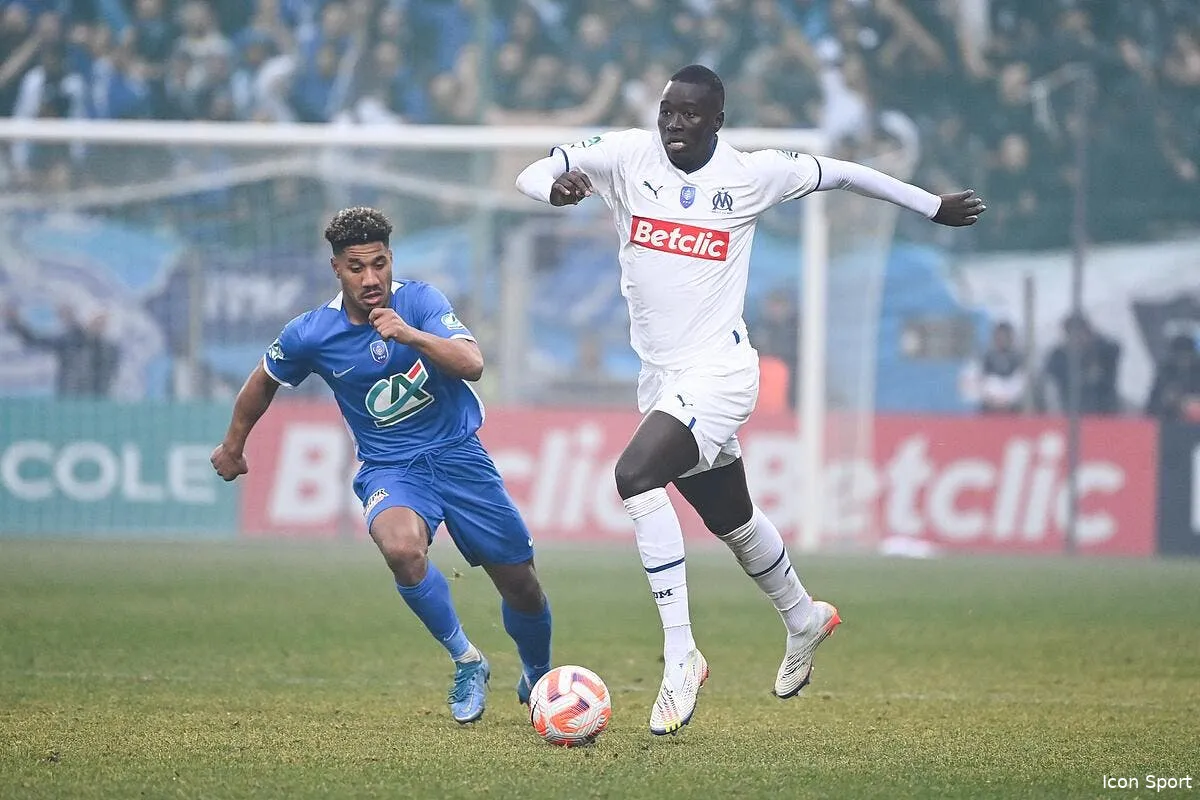 om un joueur sacrifie au mercato l elu designe icon adim 070123 34 141 356354