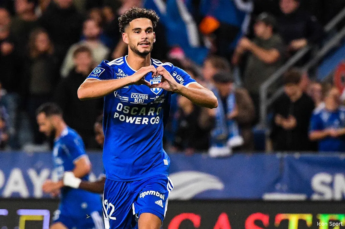 om une revelation de la ligue 2 dans le viseur icon ab1 4535 359124