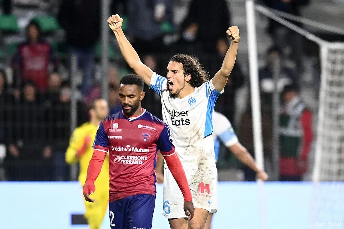 pierre menes a un avis sans pitie avec l om icon adi 0343 327097