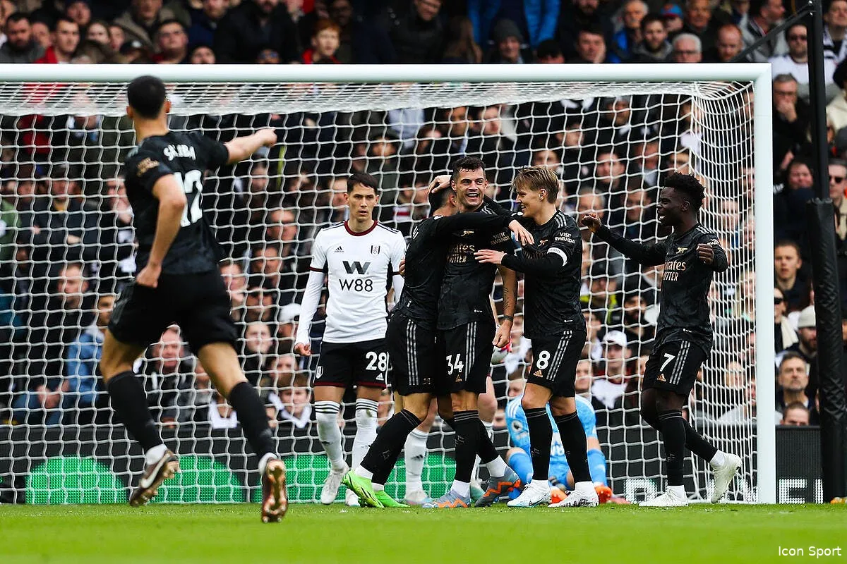 pl arsenal lamine fulham et garde ses distances sur city icon ap 12486359 358010