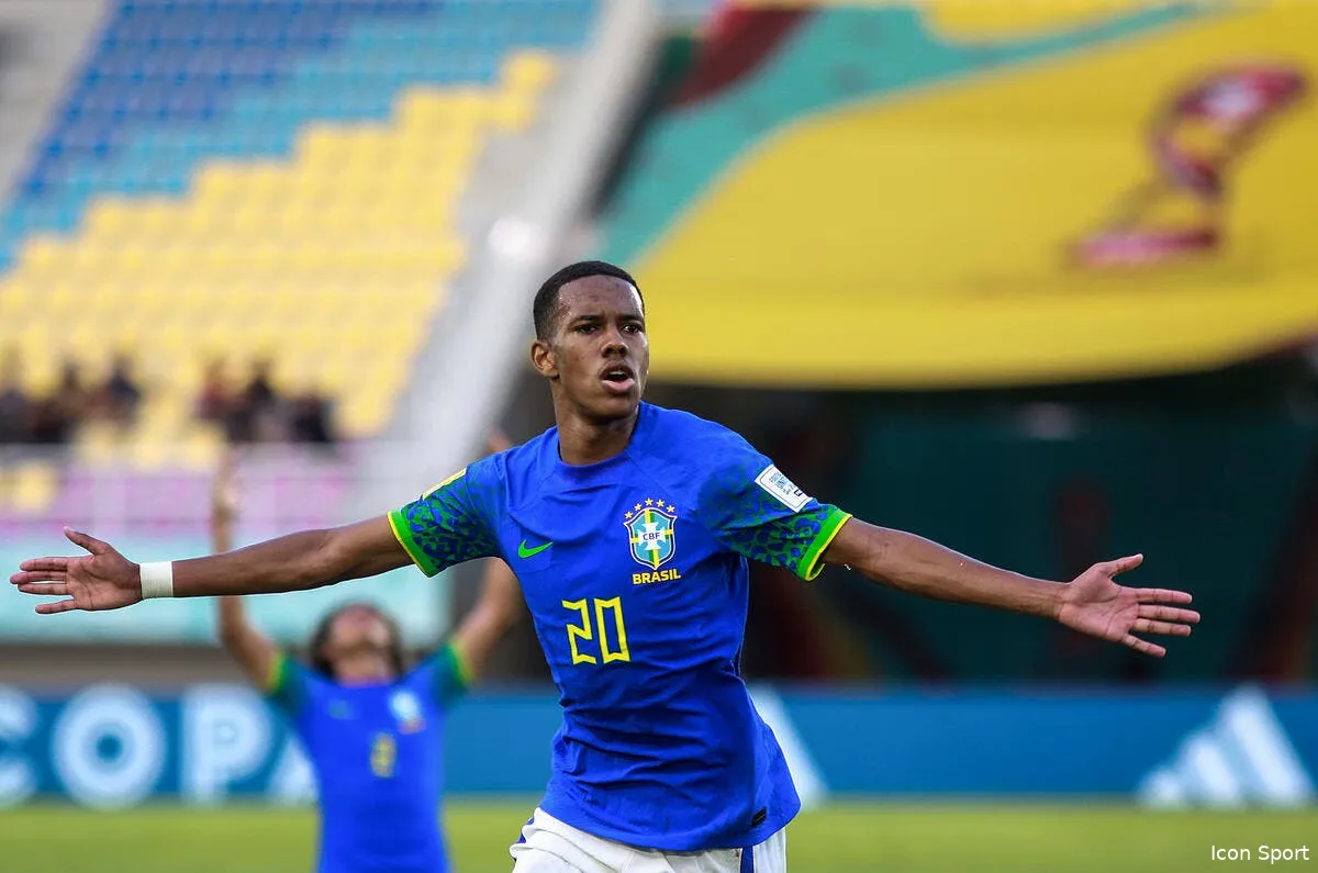 plus fort que ronaldinho le real est sur un gros coup icon xxjpbee007308 20231120 pepfn0a001 368239